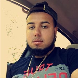 Meet your Posher, Luis